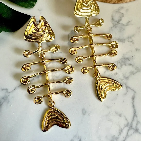 2/$30šµ Fish Earrings Gold Wire Italy Coastal Ocean Beach Mediterranean Sardine - Picture 7 of 12